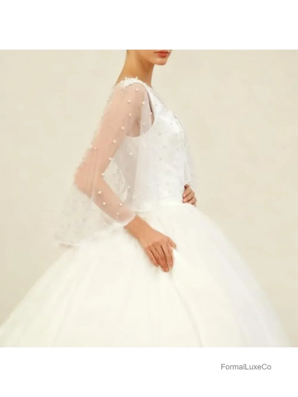 N/A sheer white